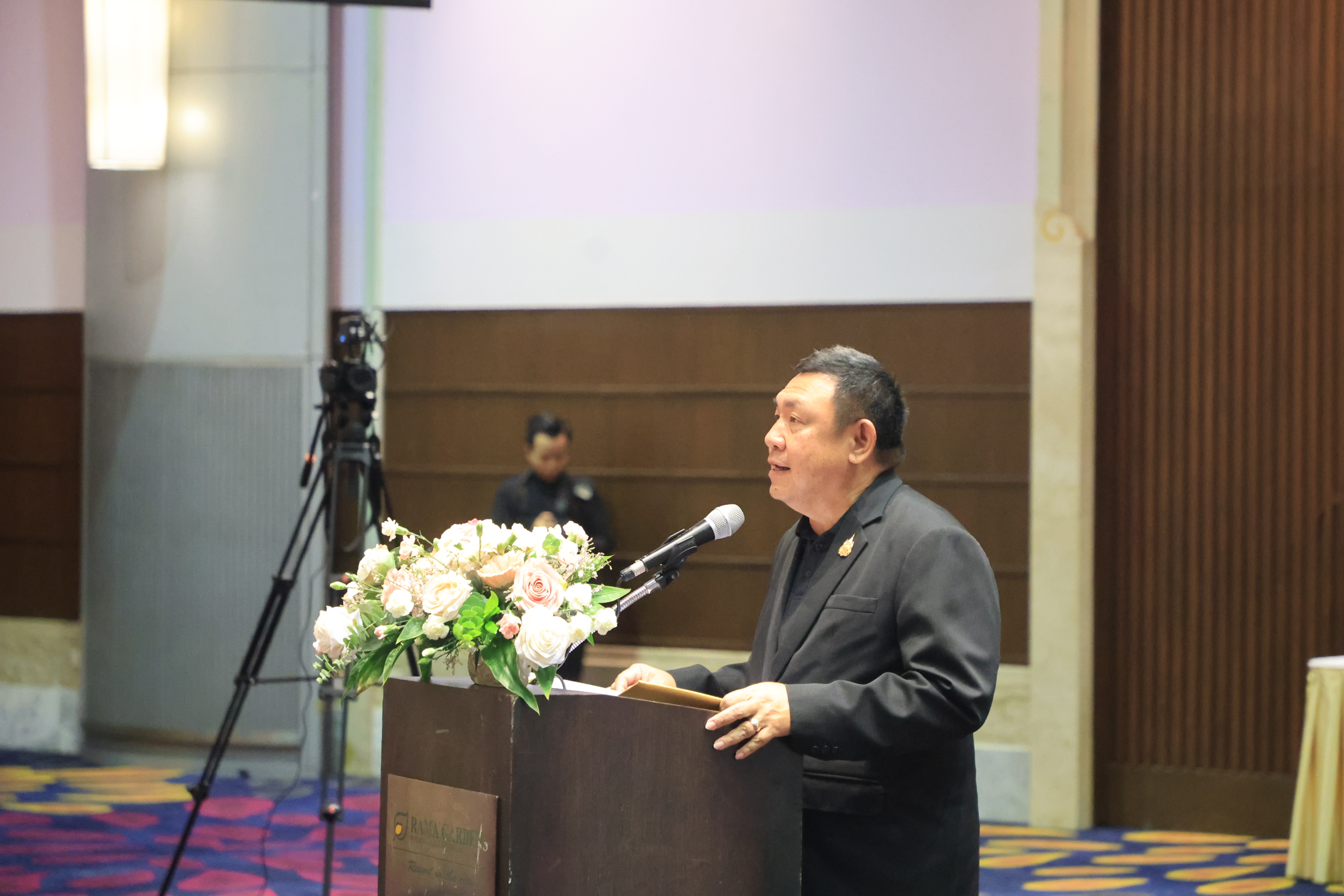 title - รมช.วัชระพล สั่งเร่งดำเนินการ บริหารจัดการที่ดินและดิน มอบสิทธิในที่ดินทำกินให้แก่เกษตรกร
